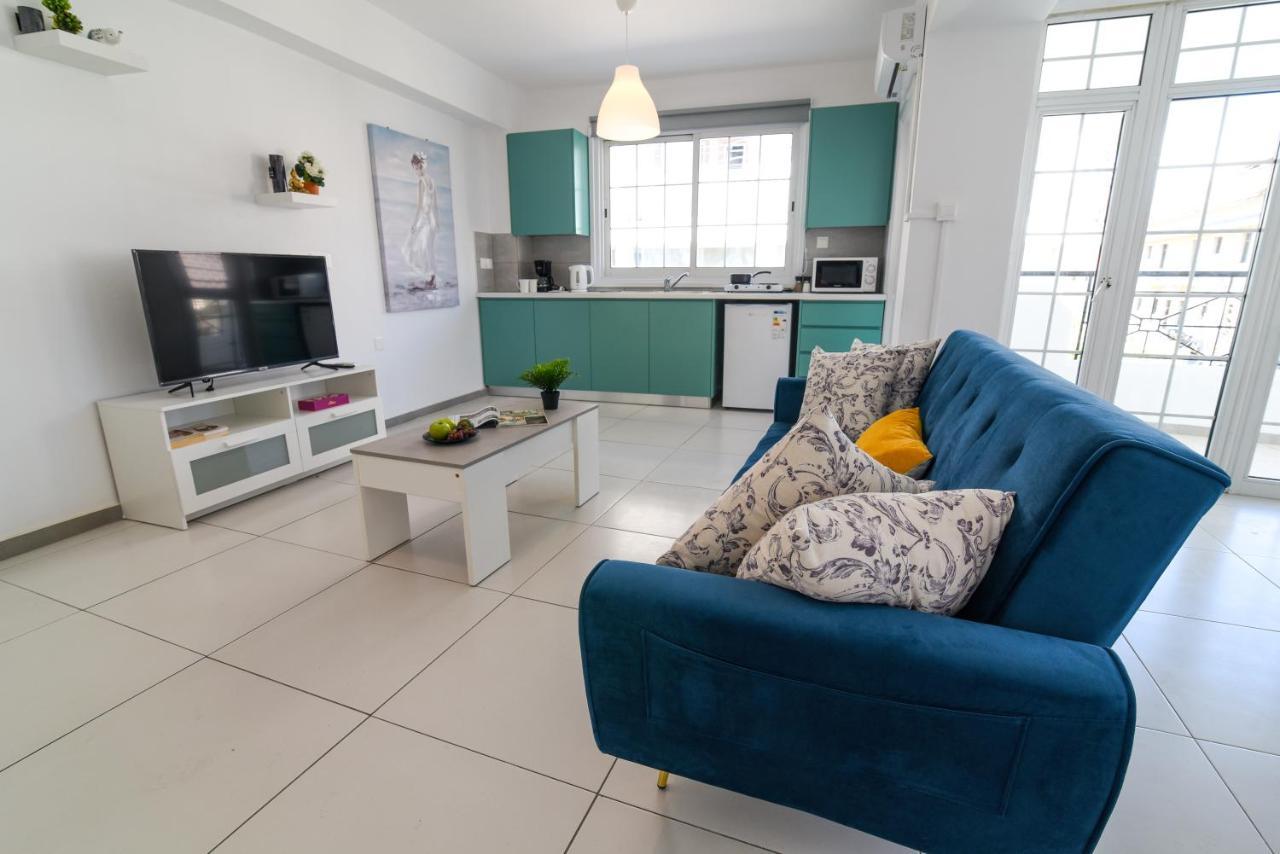 Jana'S 2-Br Apartment In Ларнака Экстерьер фото