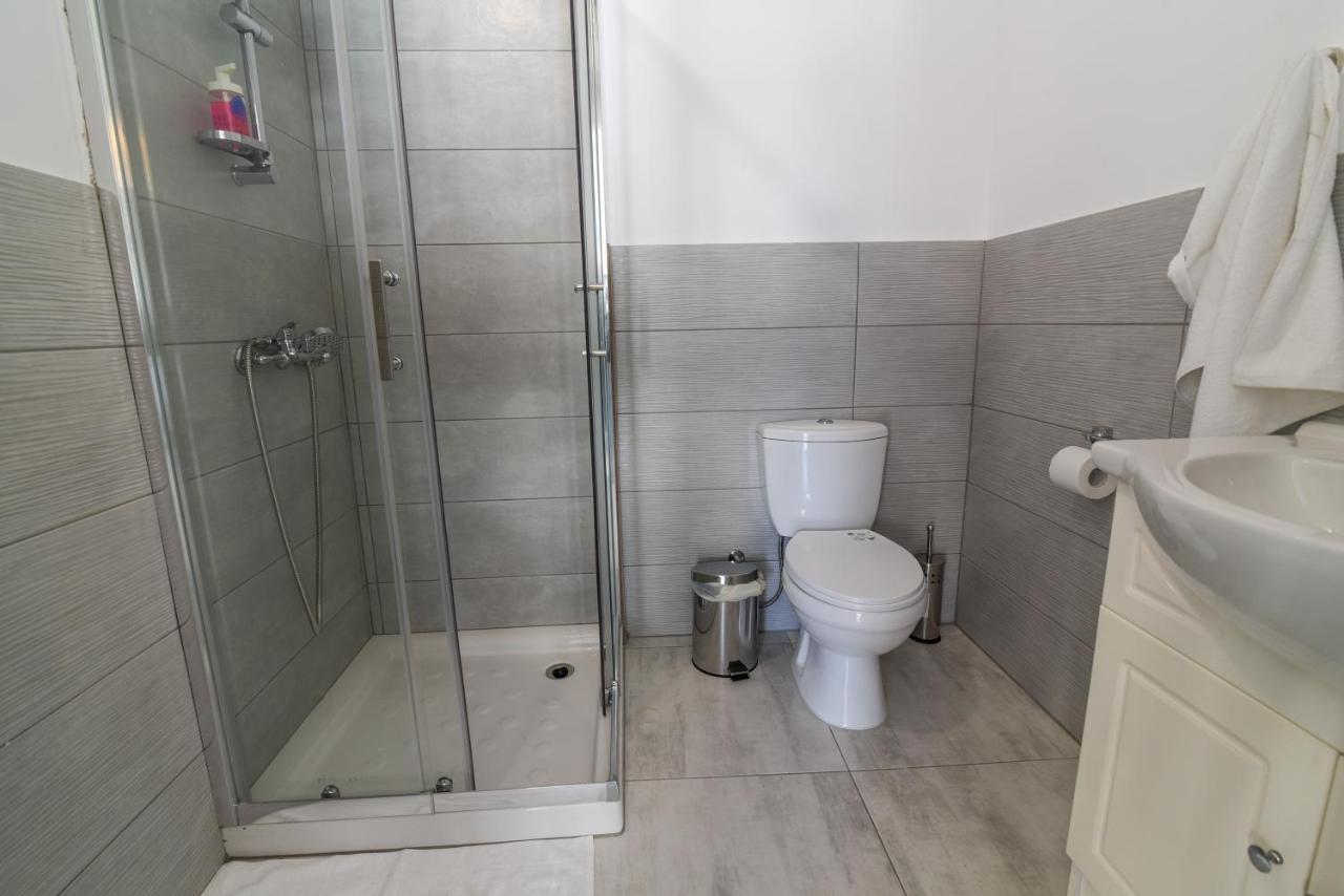 Jana'S 2-Br Apartment In Ларнака Экстерьер фото